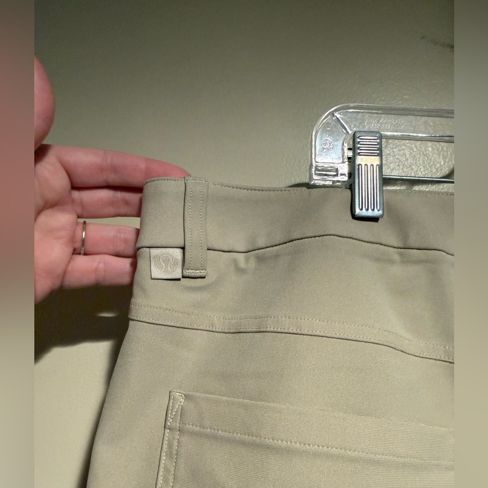 Lululemon ABC Slim-Fit 5 Pocket Pant Warpstreme Khaki size 36 - Picture 7 of 8